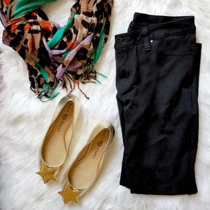 SOLD Katy Perry Gold Flat, Women's sz 6.5 NEW